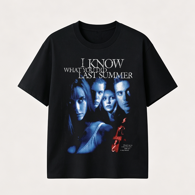 I Know What You Did Last Summer Horror Movie Graphic T-Shirt for Retro Thriller Fans and Collectors